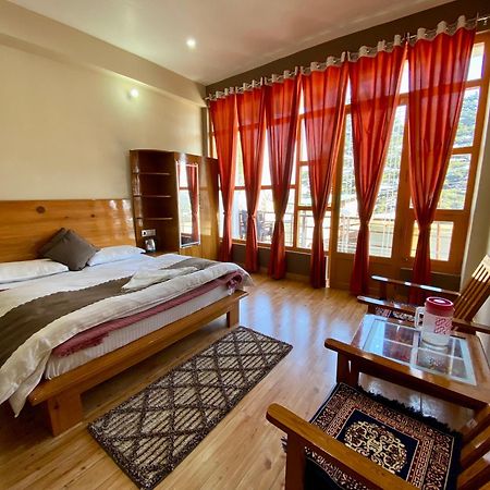 Hotel Mansarovar Inn Munsyari Extérieur photo