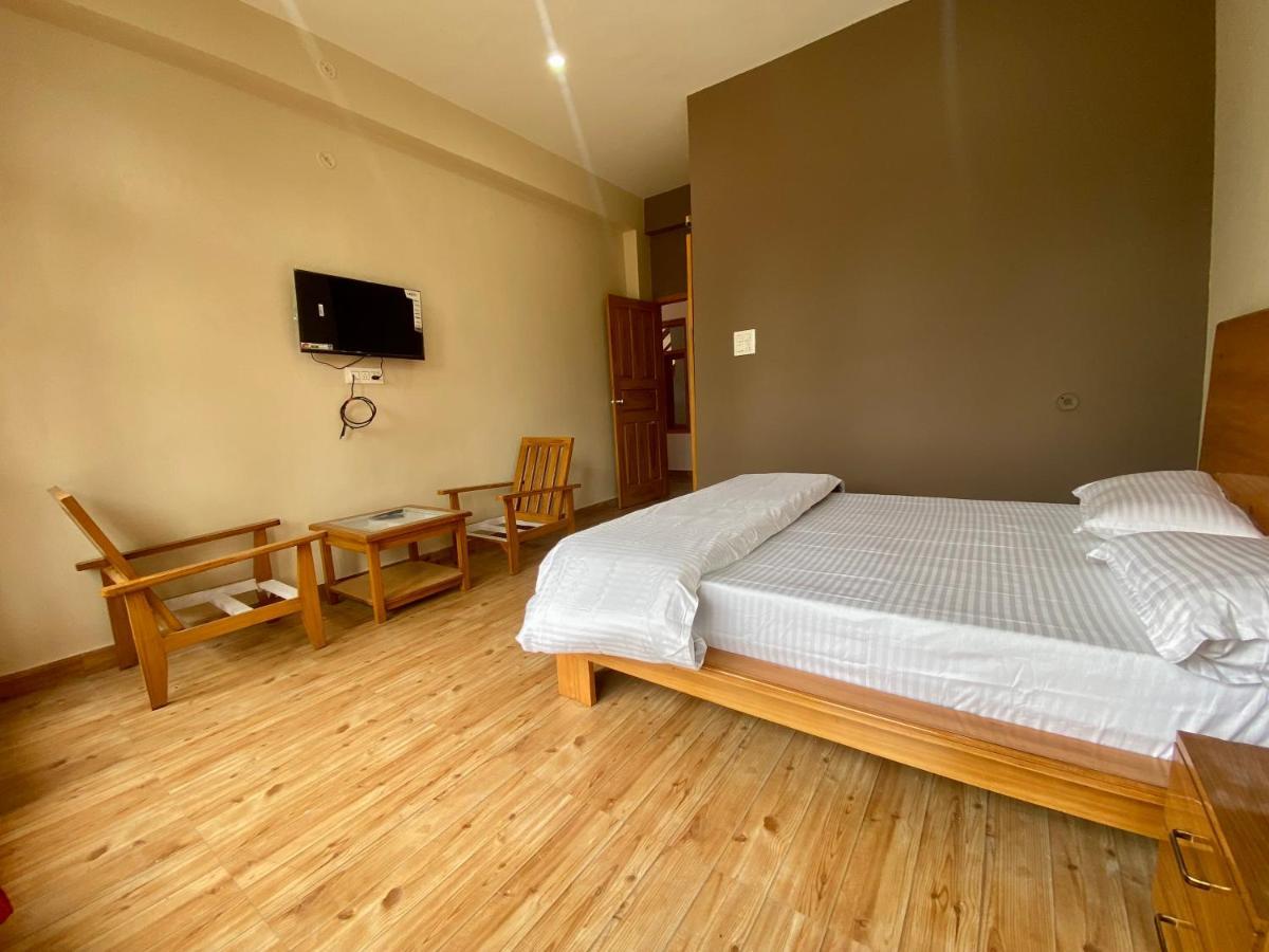 Hotel Mansarovar Inn Munsyari Extérieur photo