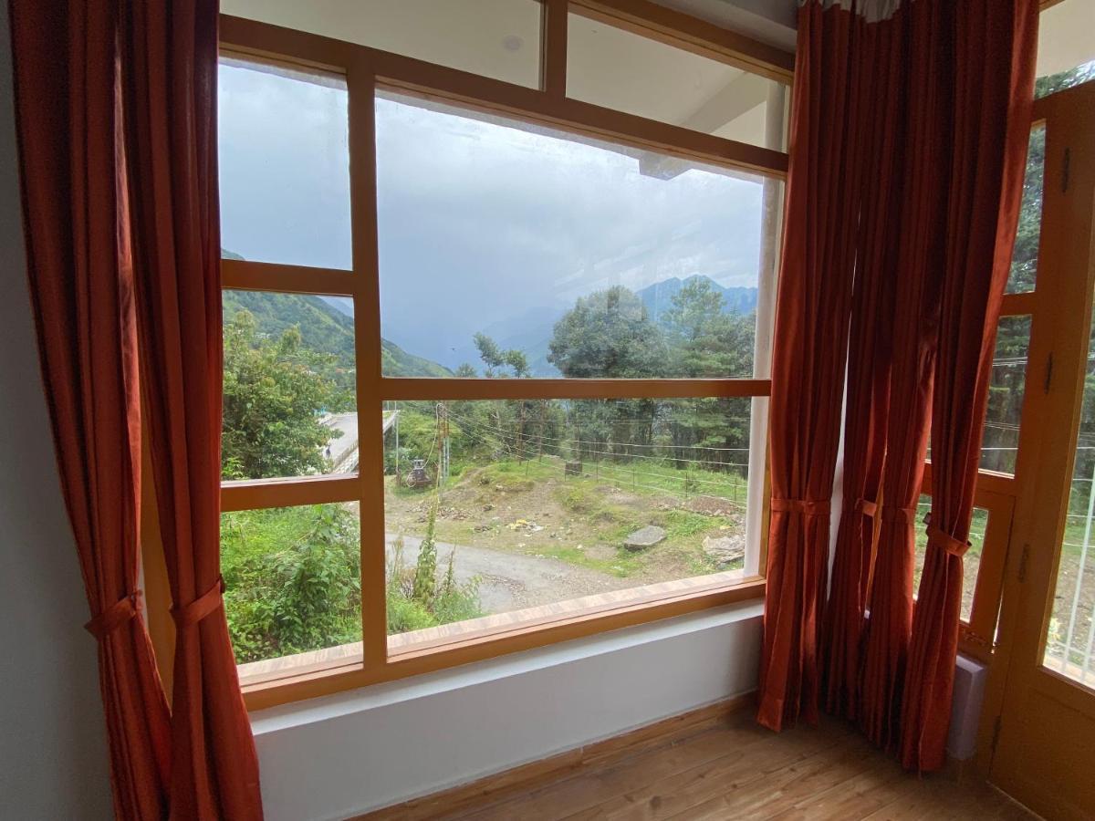 Hotel Mansarovar Inn Munsyari Extérieur photo