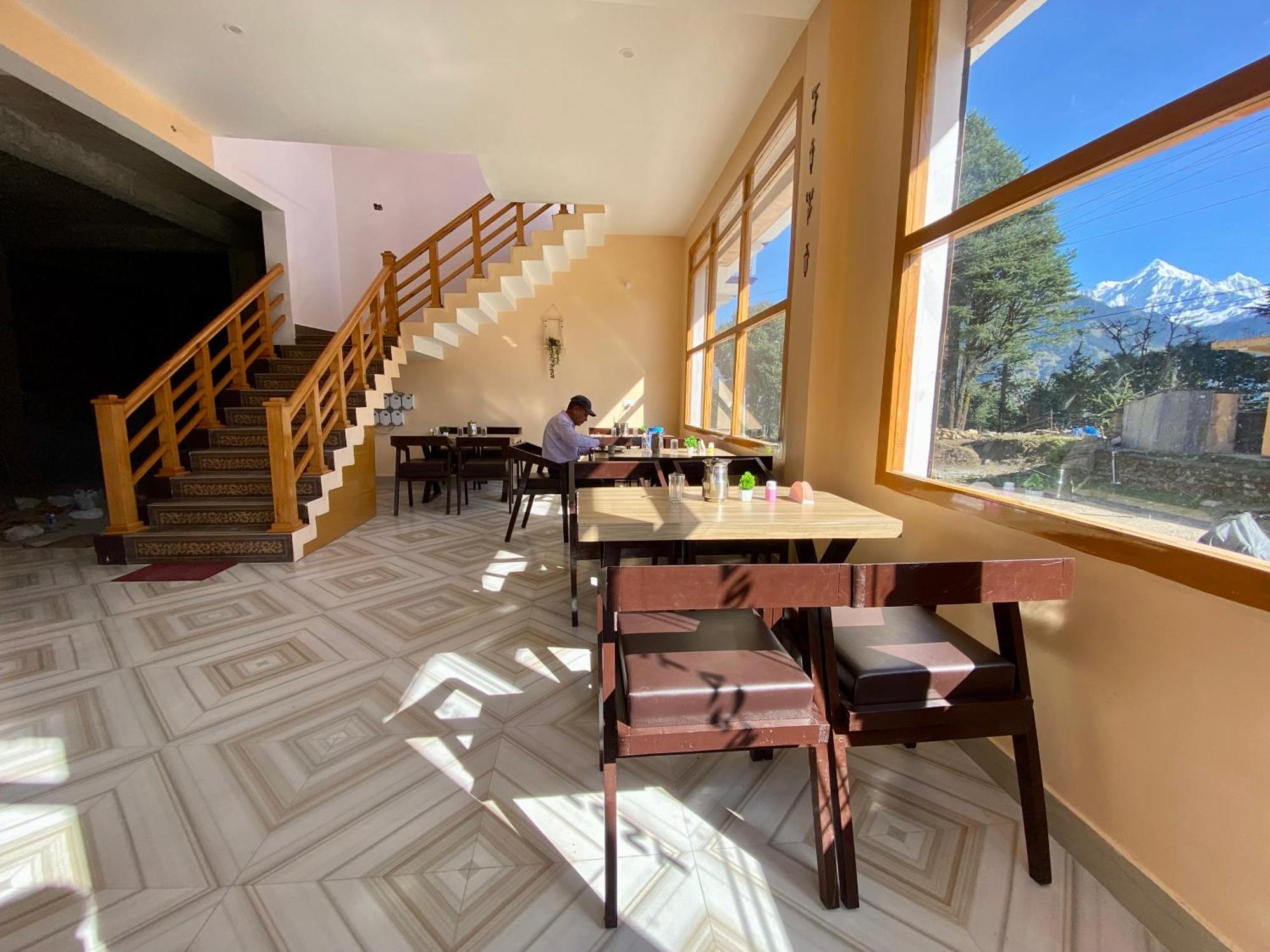 Hotel Mansarovar Inn Munsyari Extérieur photo