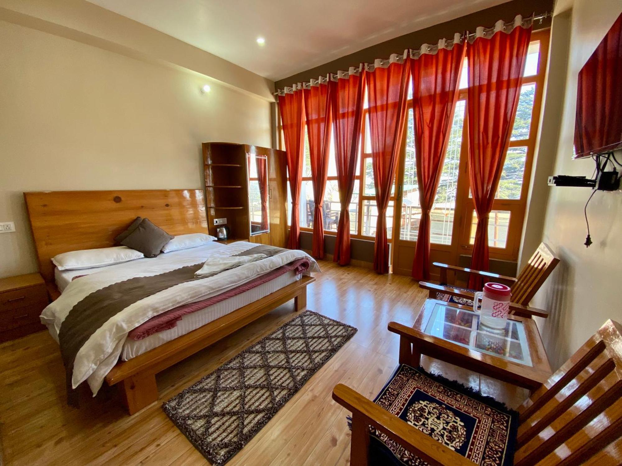 Hotel Mansarovar Inn Munsyari Extérieur photo
